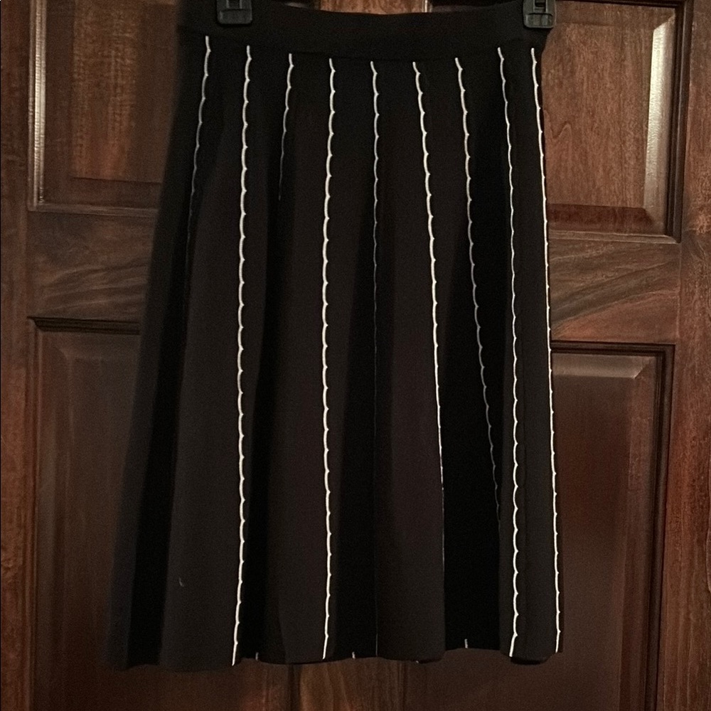 Draper James Black Skirt with White Stripes. Elastic waist